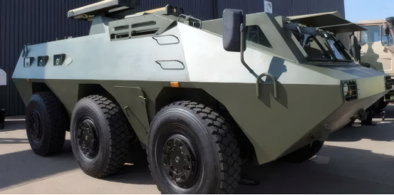 高温下的军用装备